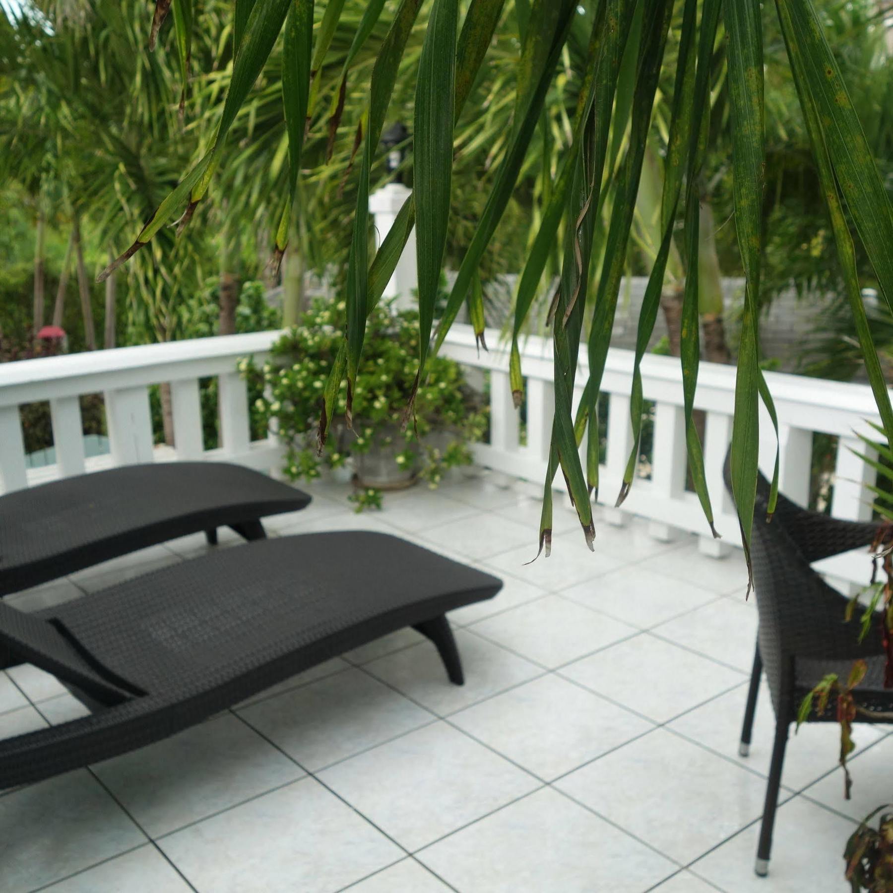 South Fleetwood Grace Bay Hotell Exteriör bild