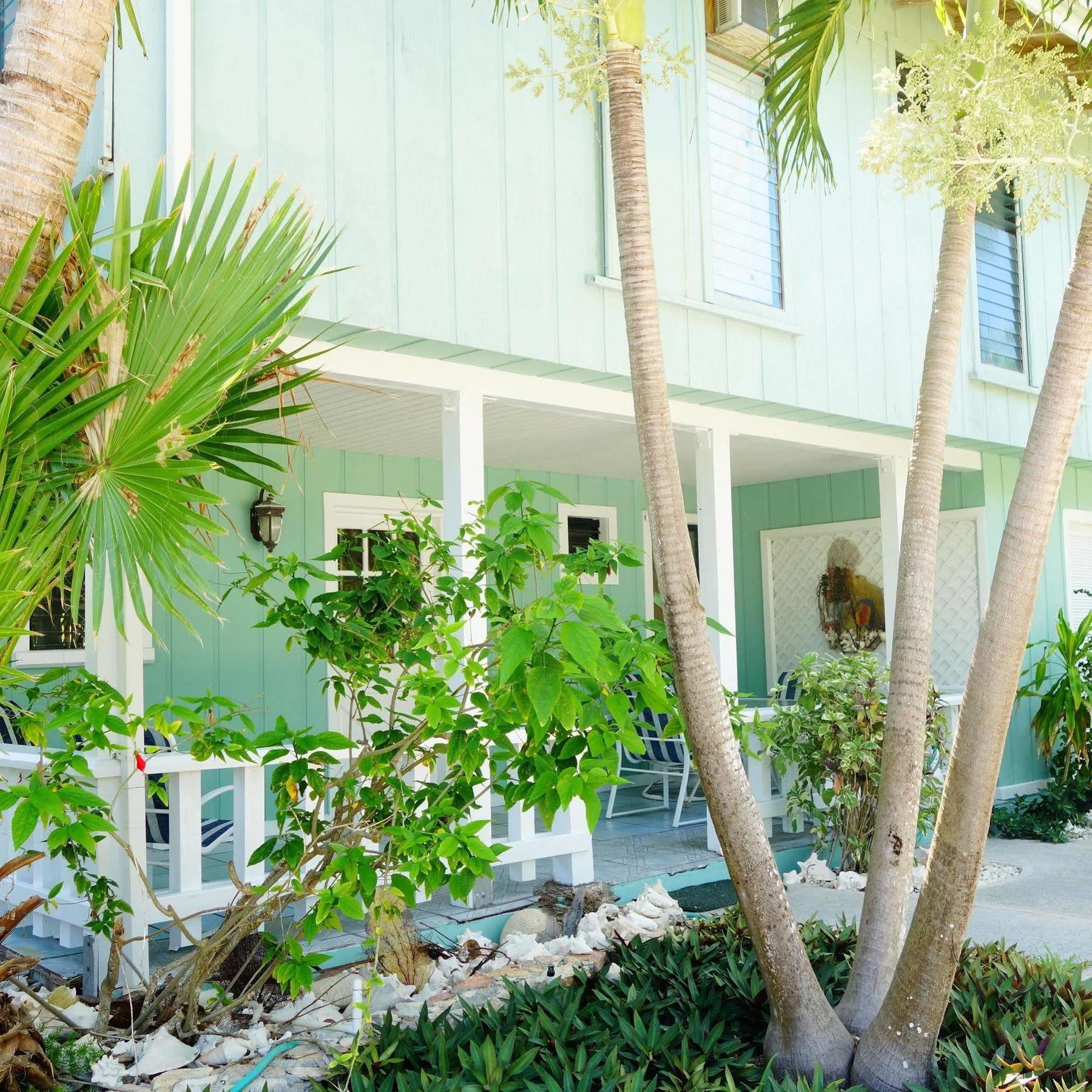 South Fleetwood Grace Bay Hotell Exteriör bild
